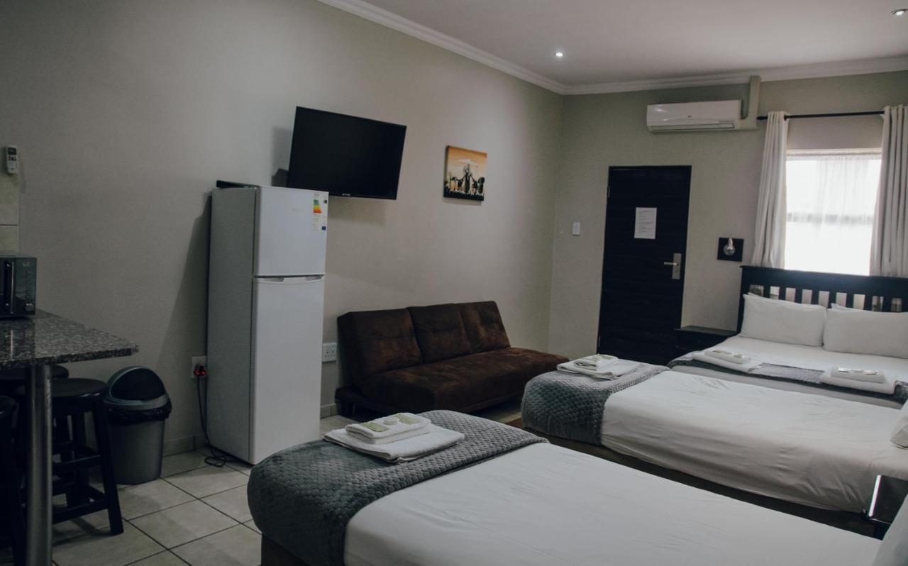 Towers Lodge Боксбург Экстерьер фото